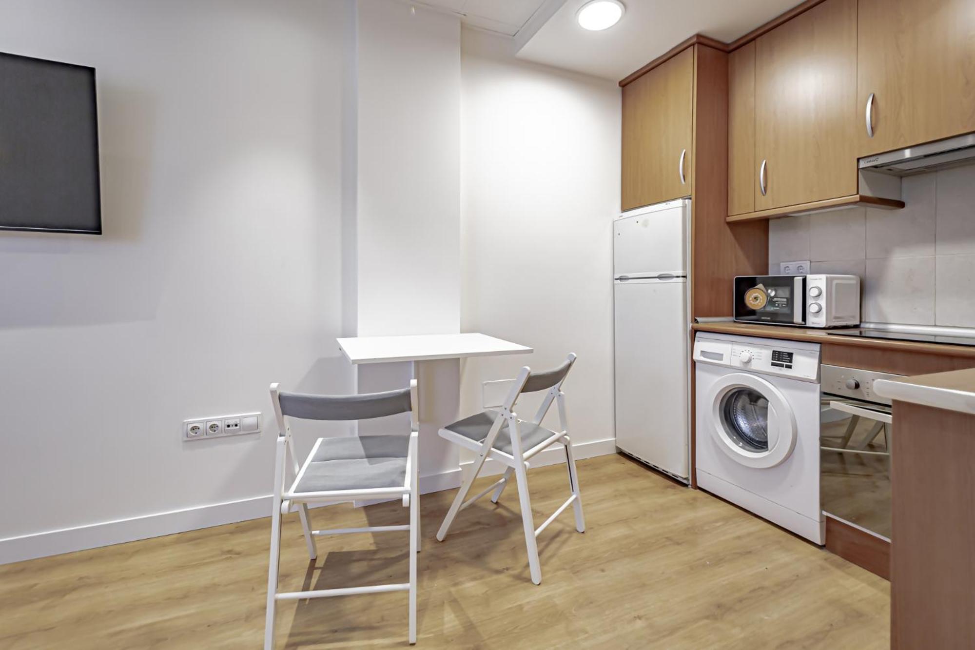 Apartamentos Noviembre Madrid Buitenkant foto