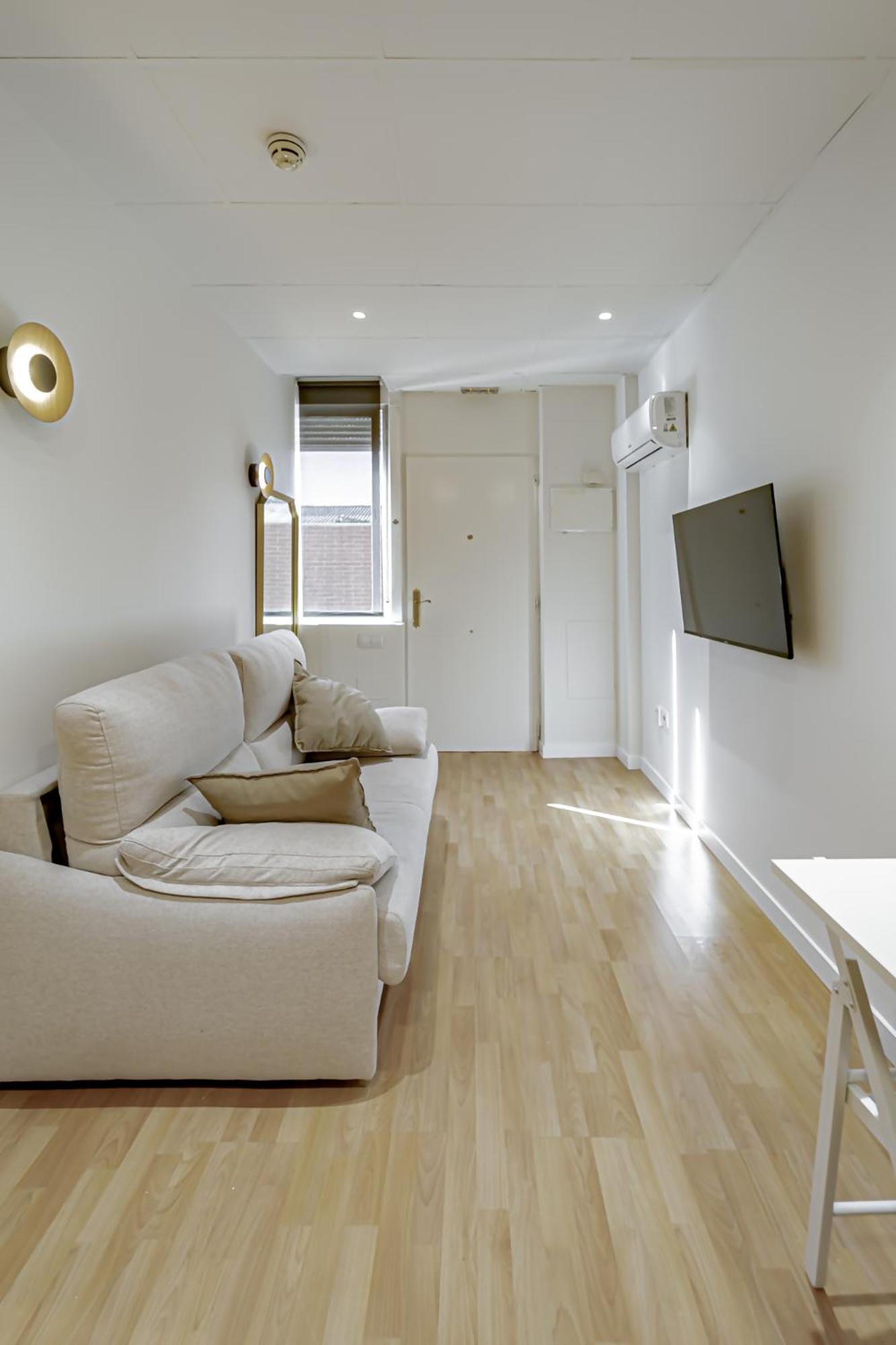 Apartamentos Noviembre Madrid Buitenkant foto