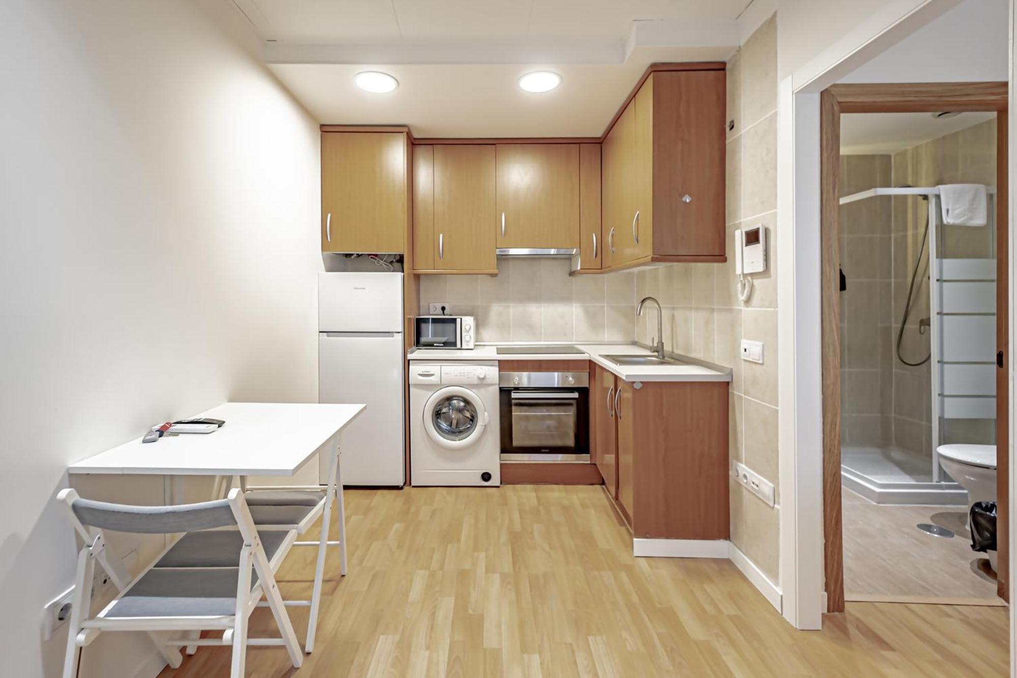 Apartamentos Noviembre Madrid Buitenkant foto