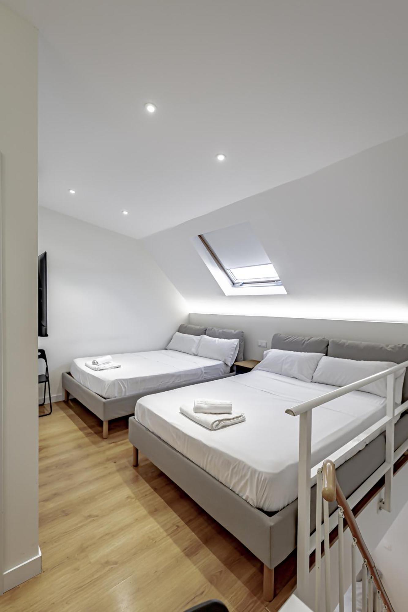 Apartamentos Noviembre Madrid Buitenkant foto