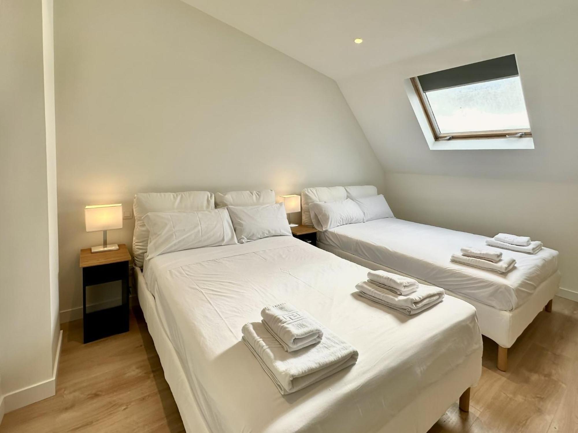 Apartamentos Noviembre Madrid Buitenkant foto